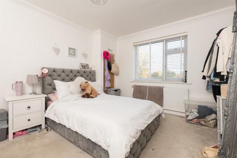 4 Hook Lane, Welling, DA16 2DR