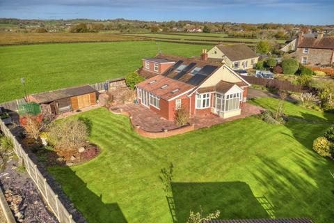 4 bedroom detached bungalow for sale, Hillcrest Yallands Hill, Monkton Heathfield, Taunton