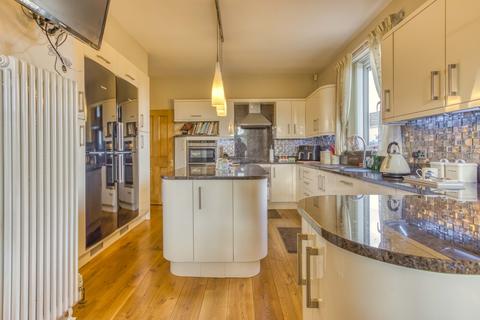 4 bedroom detached bungalow for sale, Hillcrest Yallands Hill, Monkton Heathfield, Taunton