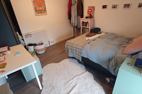 7 bedroom terraced house to rent, 32 Kings Road (As a 7 Bed)