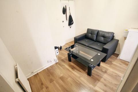 1 bedroom flat to rent, Uxbridge Road, Uxbridge, UB10