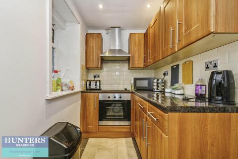 1 bedroom end of terrace house for sale, REF SR - Little Horton Lane, Bradford BD5 9DG