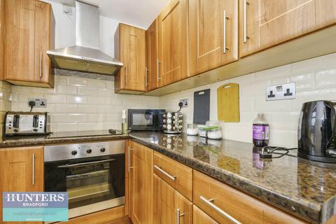 1 bedroom end of terrace house for sale, REF SR - Little Horton Lane, Bradford BD5 9DG