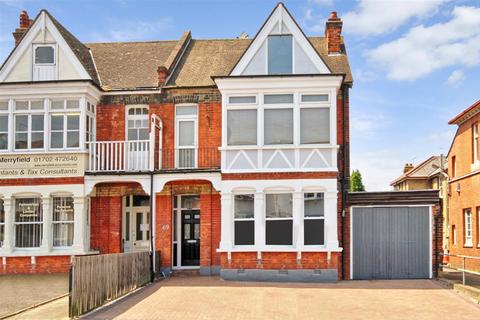 6 bedroom semi-detached house for sale, Elm Road, Leigh-on-sea