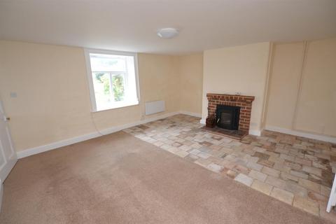 2 bedroom semi-detached house to rent, Erpingham, Norfolk