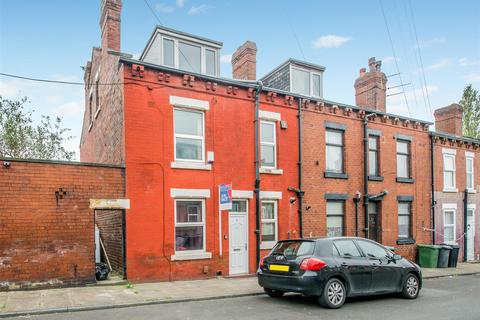 2 bedroom terraced house to rent, Mitford Place, Armley, Leeds