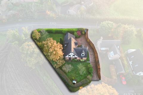 4 bedroom detached house for sale, High Cross Lane, Clutton, Chester, Cheshire, CH3