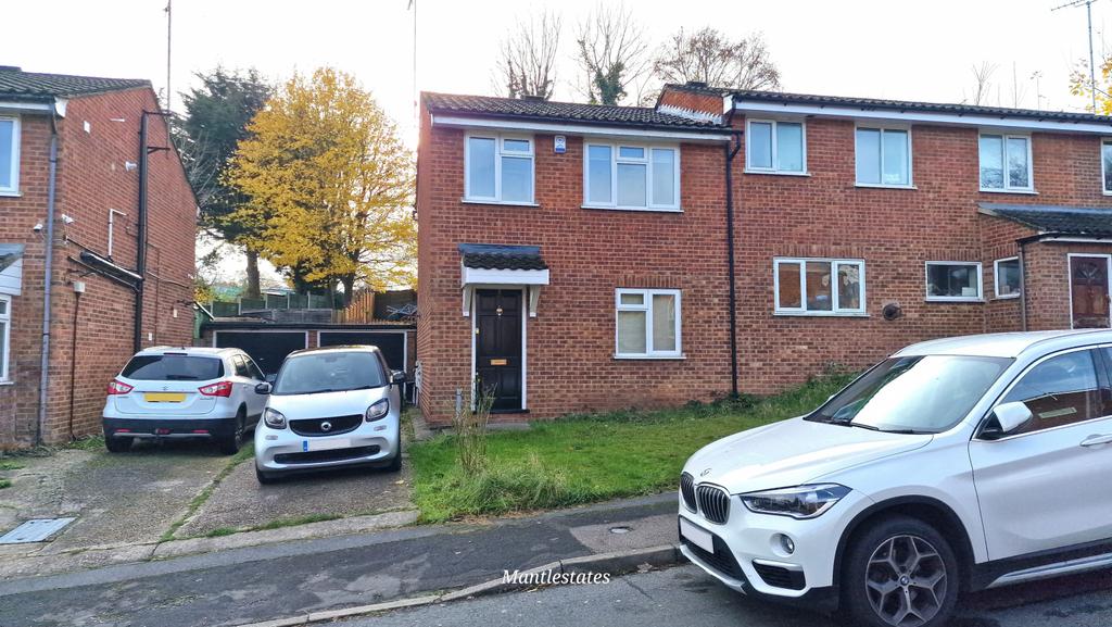 3 Bedroom Semi Detached House