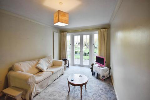 4 bedroom detached house for sale, Upper Butts, Brentford