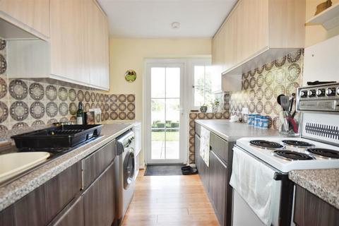5 Upper Butts, Brentford, TW8 8DA