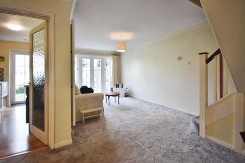 5 Upper Butts, Brentford, TW8 8DA