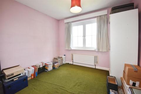 5 Upper Butts, Brentford, TW8 8DA