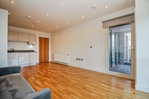 1 bedroom flat to rent, Cristie Court, Tyas Road, E16 4JL