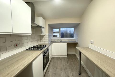 3 bedroom terraced house to rent, Fields Road, Rossendale BB4