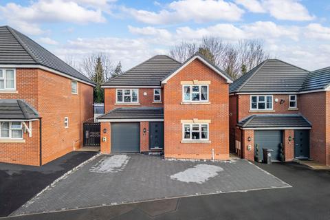 4 bedroom detached house for sale, Ashbourne Ridge, Halesowen B63