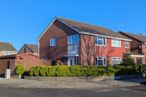 3 bedroom semi-detached house to rent, Treen Close, Southport, PR9