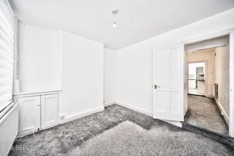 2 bedroom terraced house for sale, North Street, Luton, Bedfordshire, LU2