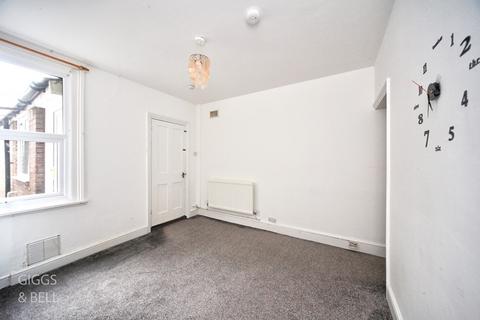 2 bedroom terraced house for sale, North Street, Luton, Bedfordshire, LU2