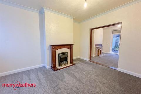 3 bedroom semi-detached house to rent, Braithwell Road, Maltby, Rotherham