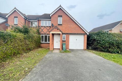 3 bedroom semi-detached house to rent, Seacole Close, Leicester LE3