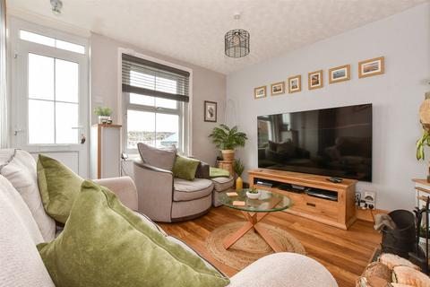 3 bedroom end of terrace house for sale, Arctic Road, Cowes, Isle of Wight