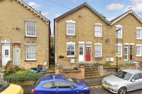 3 bedroom end of terrace house for sale, Arctic Road, Cowes, Isle of Wight