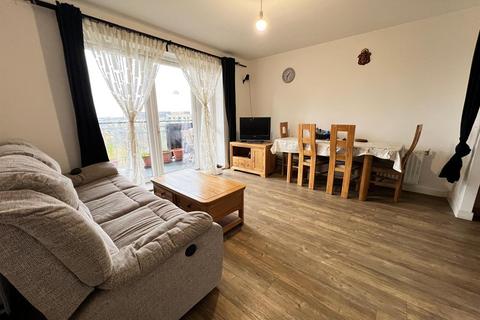 2 bedroom flat for sale, Manwell Lane, Barking