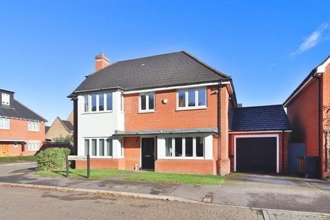 4 bedroom detached house for sale, Glanville Way, Epsom