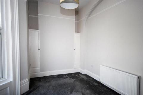 1 bedroom flat to rent, Osborne Road, Southsea