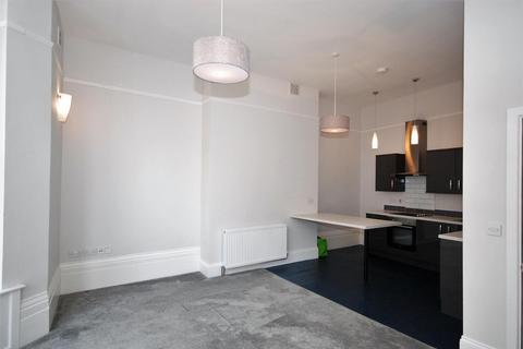 1 bedroom flat to rent, Osborne Road, Southsea