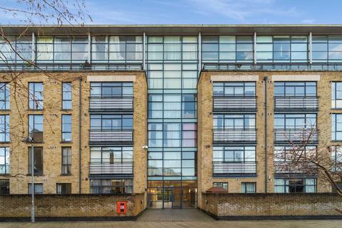 1 bedroom apartment to rent, Point Wharf Lane, Ferry Quays, Brentford