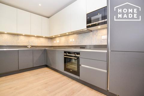 3 bedroom flat to rent, Merchant House, Stratford, E20