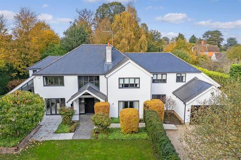 5 bedroom detached house for sale, Hillwood Grove, Hutton, Brentwood