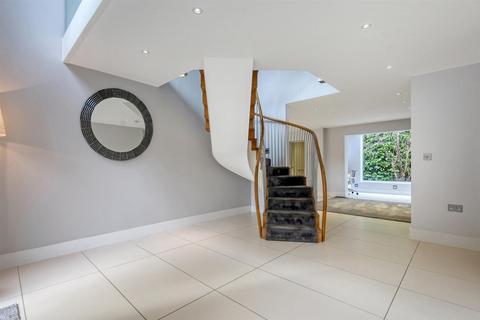 5 bedroom detached house for sale, Hillwood Grove, Hutton, Brentwood