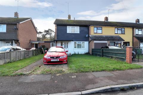 2 bedroom end of terrace house for sale, Midland Road, Stonehouse