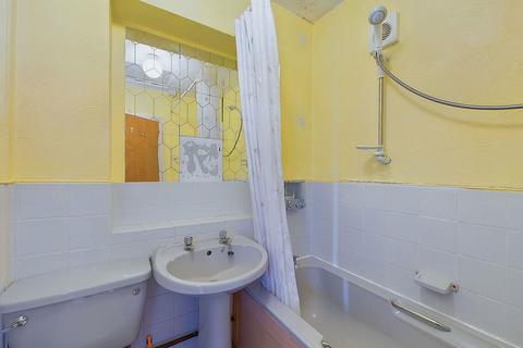 2 bedroom flat for sale, Jupps Lane, Goring-by-Sea, Worthing, BN12