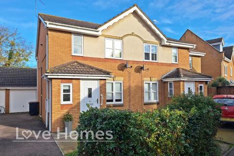 3 bedroom semi-detached house for sale, Smithcombe Close, Barton-Le-Clay, MK45 4PL