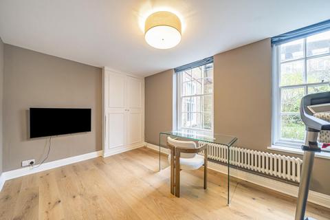 2 bedroom flat for sale, Vicarage Crescent, Battersea