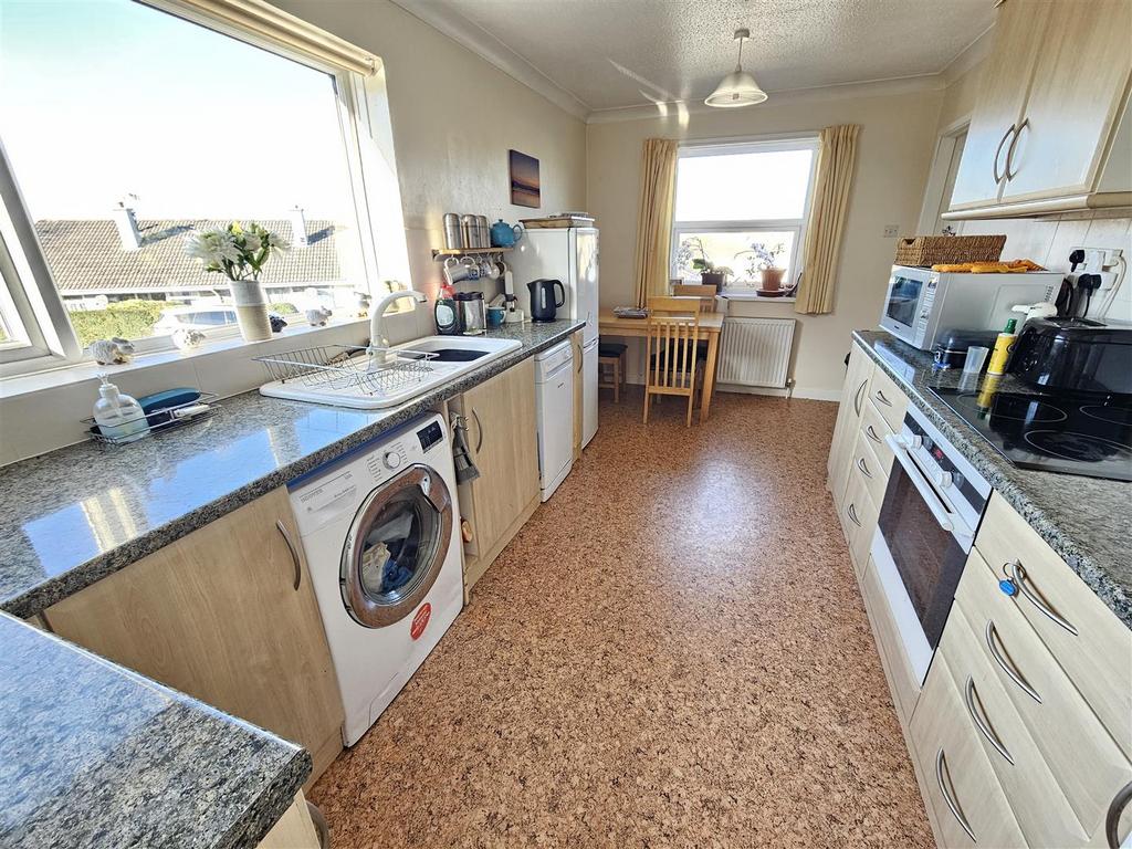 Kitchen Breakfast Room.jpg