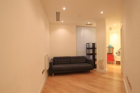 Studio to rent, Staines Road, Hounslow TW3