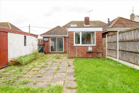 2 bedroom bungalow for sale, Little Clacton CO16