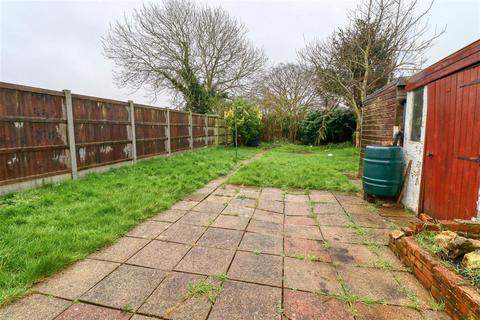 2 bedroom bungalow for sale, Little Clacton CO16