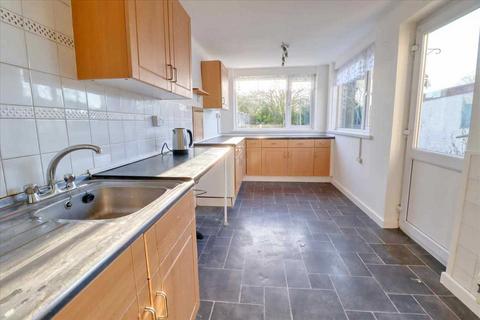 2 bedroom bungalow for sale, Little Clacton CO16