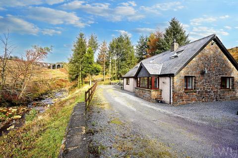 4 bedroom detached house for sale, Mangarwaen, Trawsfynydd - 3ac