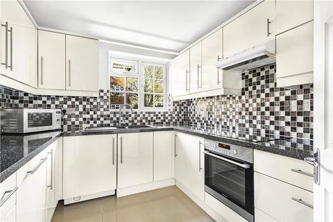 3 bedroom apartment for sale, Kingfisher Drive, Staines-upon-Thames, Surrey, TW18