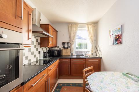 2 bedroom ground floor flat for sale, Balgreen Park, Edinburgh EH12