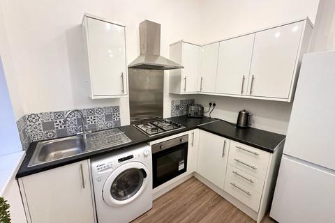 4 bedroom house share to rent, Edith Road, L4 0TP,