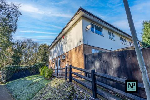 3 bedroom terraced house for sale, Lothersdale, Wilnecote, B77