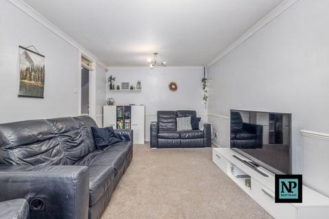 3 bedroom terraced house for sale, Lothersdale, Wilnecote, B77