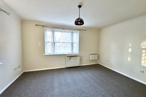 1 bedroom ground floor flat to rent, County Court Road, KING'S LYNN PE30